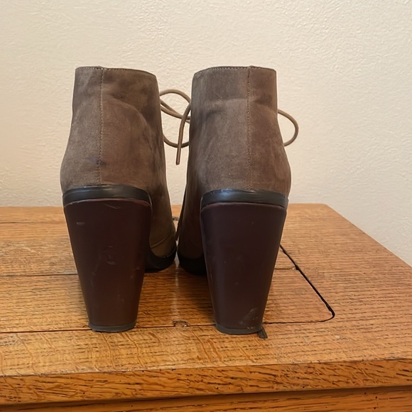 Steve Madden heeled booties - Picture 3 of 5